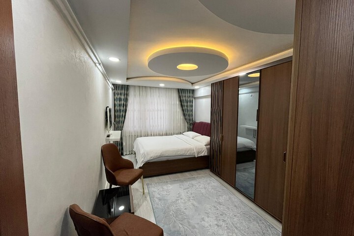 Room 34 of 129