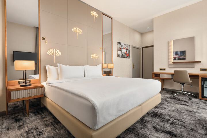 Room 21 of 69