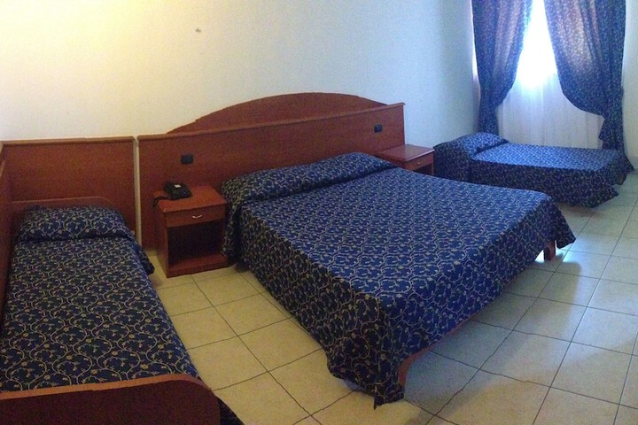 Room 7 of 23