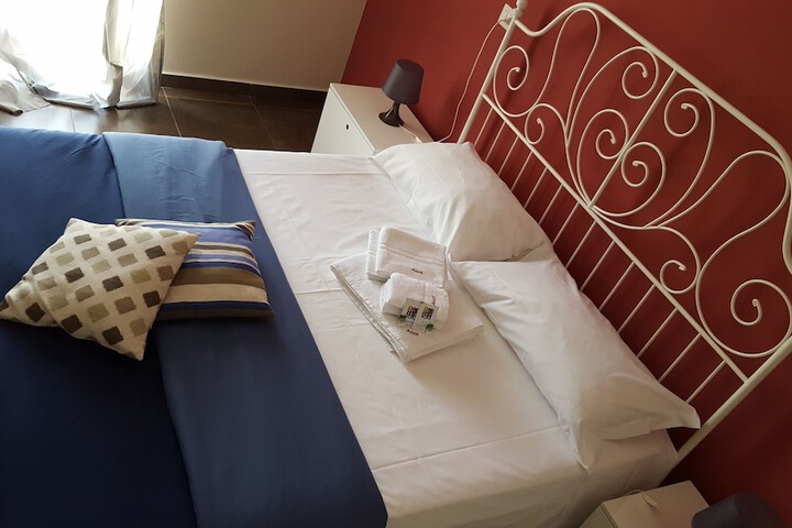 Room 13 of 40