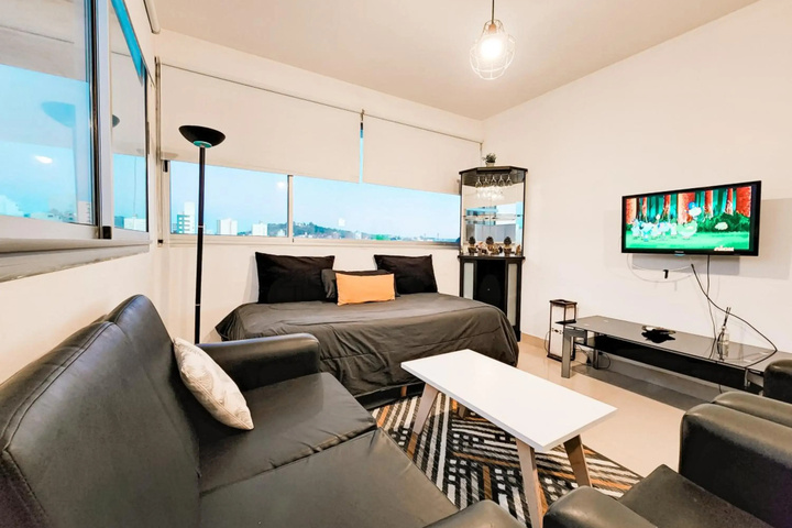 Room 6 of 20
