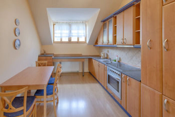 Room 32 of 44