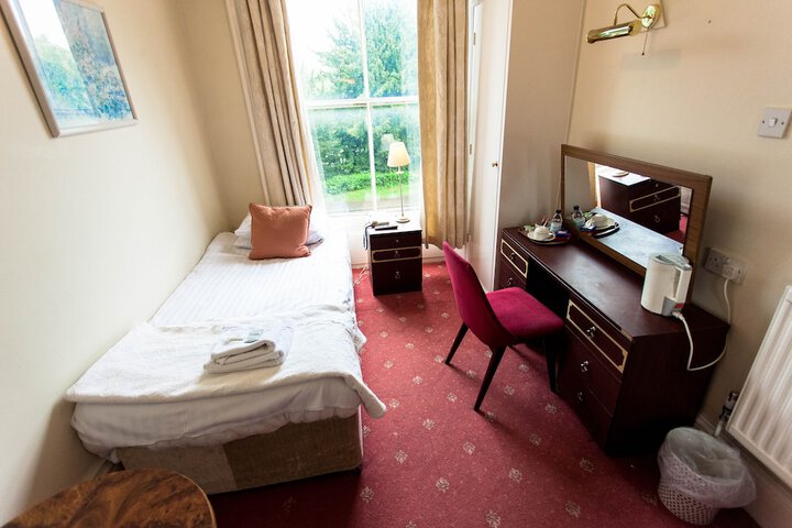 Room 4 of 69