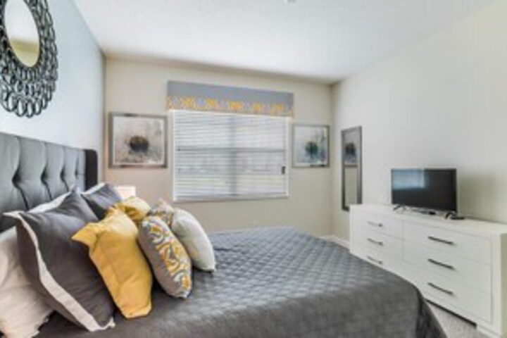 Room 44 of 62