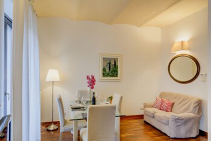 Room 16 of 53