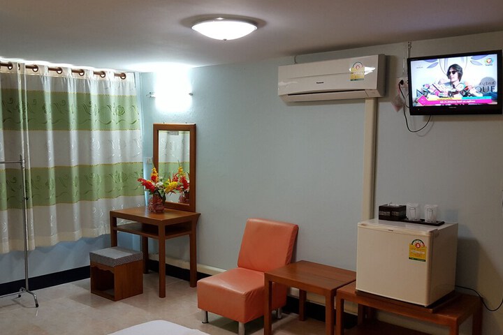 Room 7 of 23