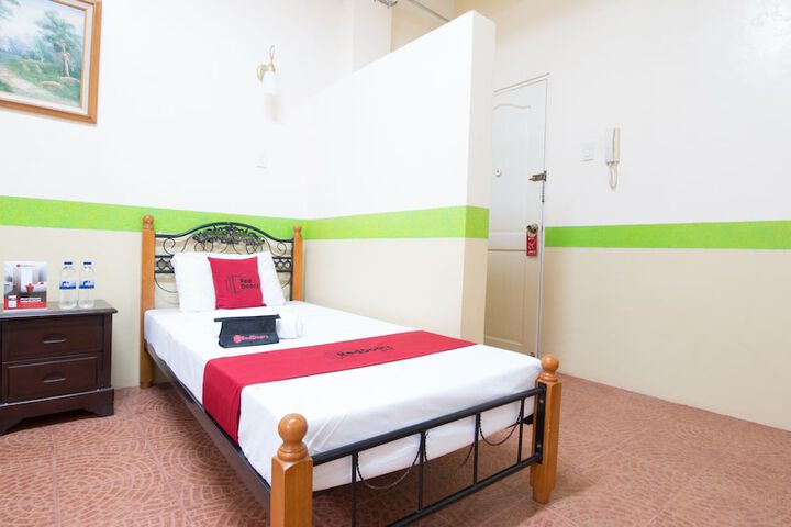 Room 7 of 38