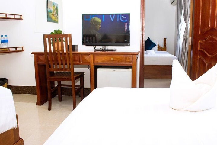 Room 44 of 105