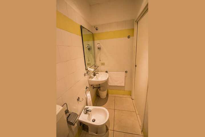 Room 8 of 23