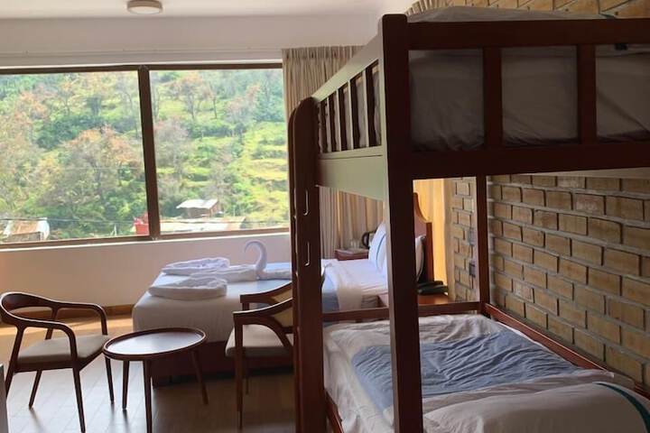 Room 5 of 31