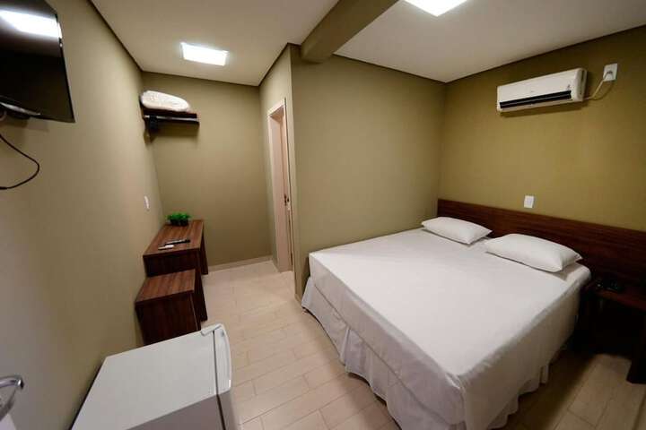Room 9 of 31
