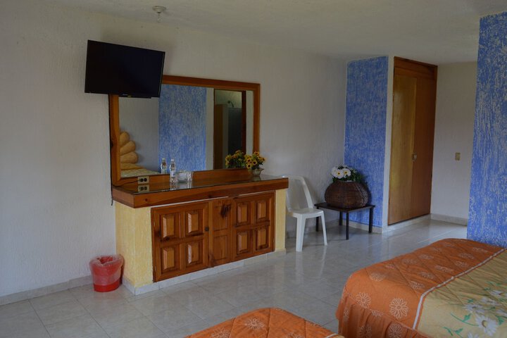 Room 18 of 43