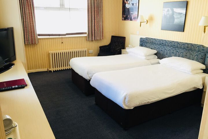 Room 40 of 139