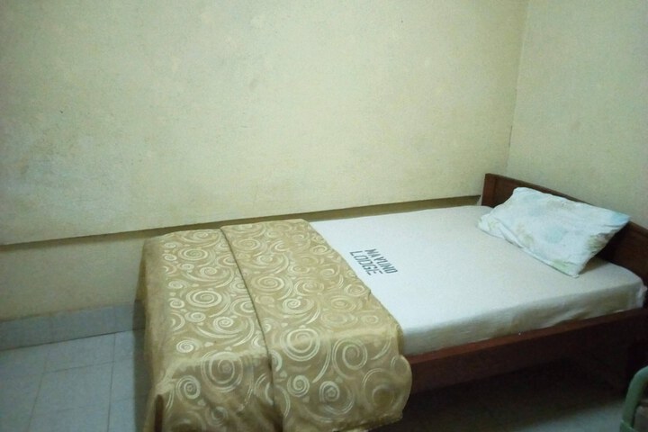 Room 5 of 23