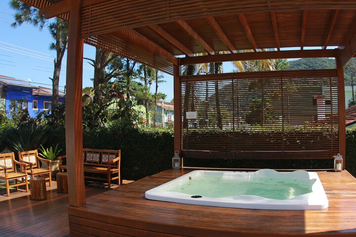 Spa 14 of 40