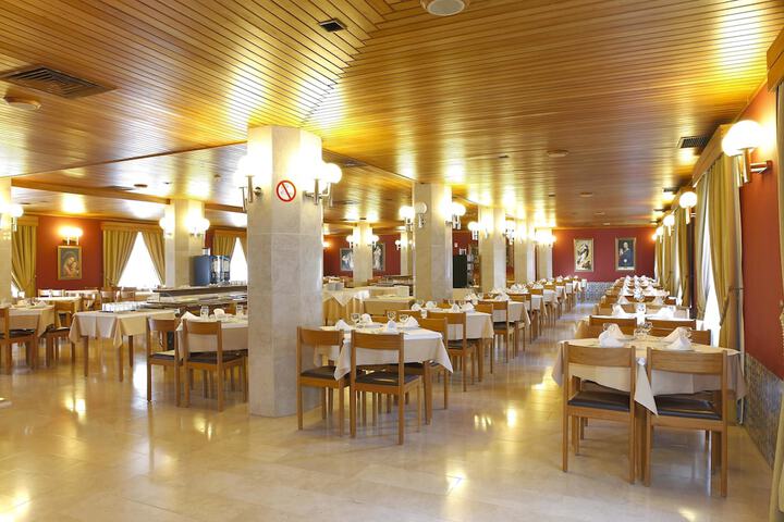 Dining Photos