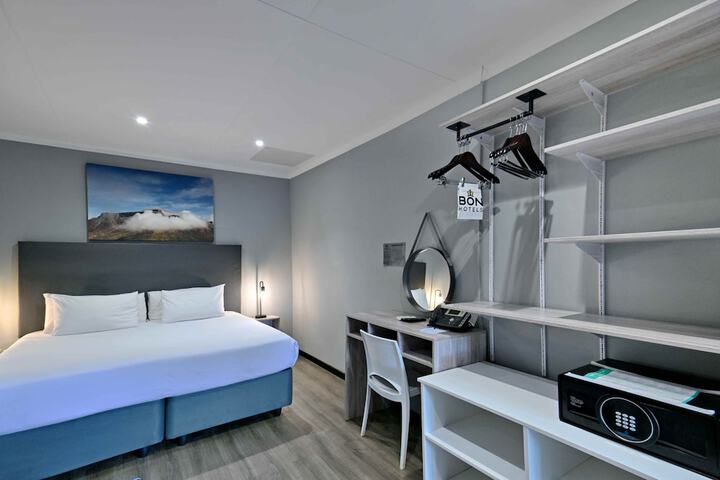 Room 10 of 69