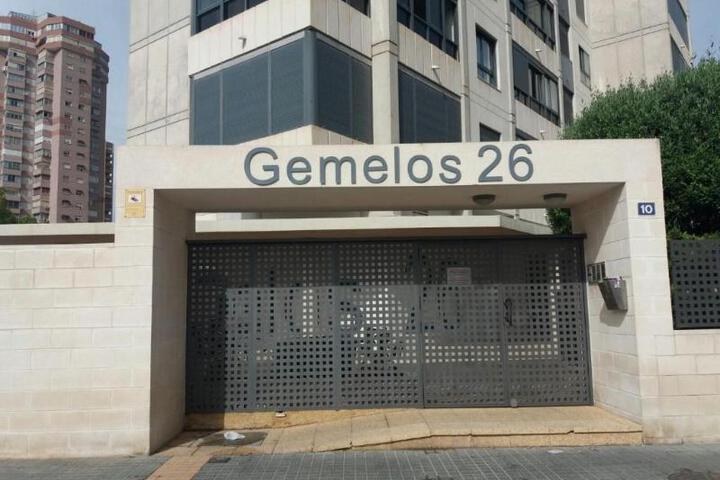 Gemelos 26