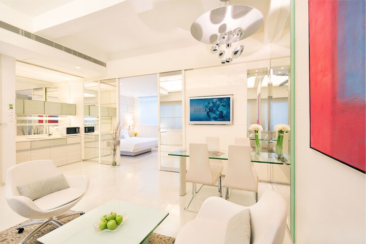 Room 4 of 22