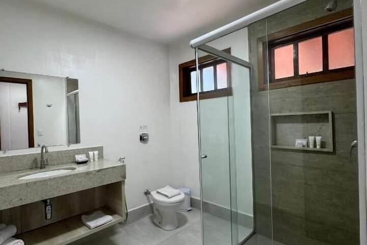 Clean Restrooms