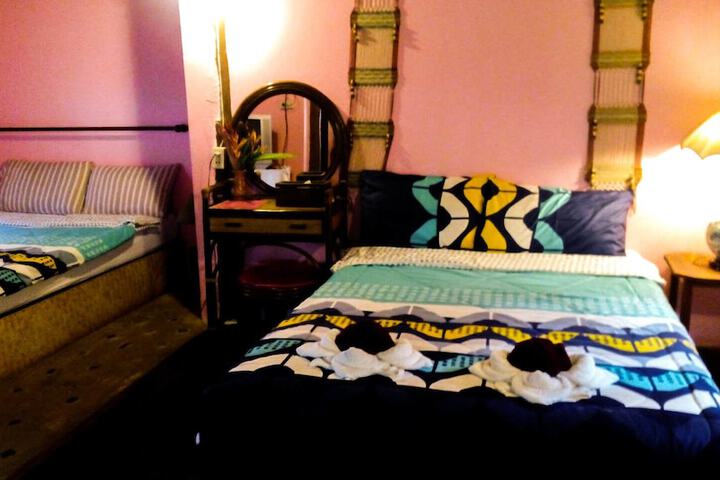 Room 5 of 51