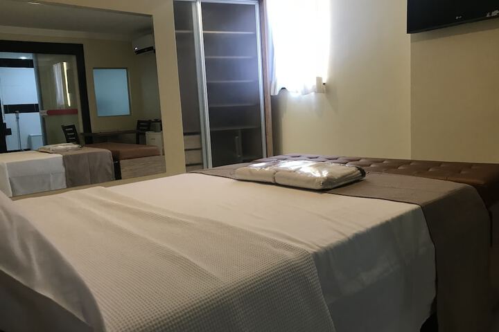 Room 18 of 80