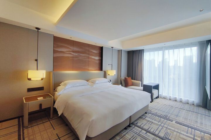 Room 18 of 61