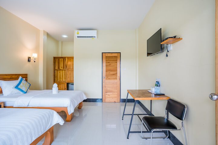 Room 18 of 60