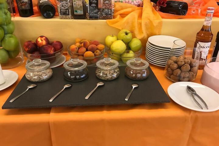 Breakfast/Coffee Service 18 of 27