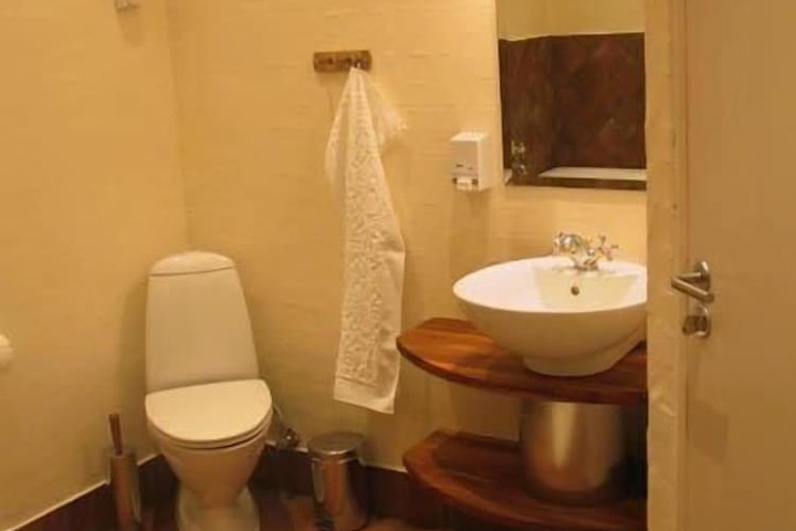 Room 14 of 42
