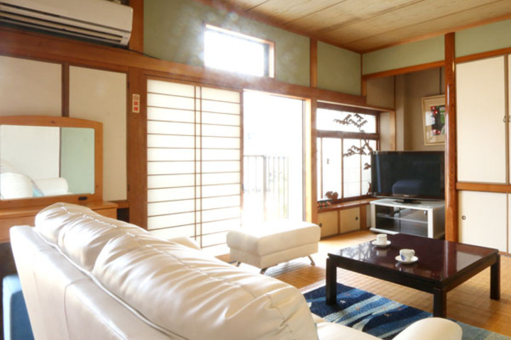 [Room] 16 tatami Japanese and Western room