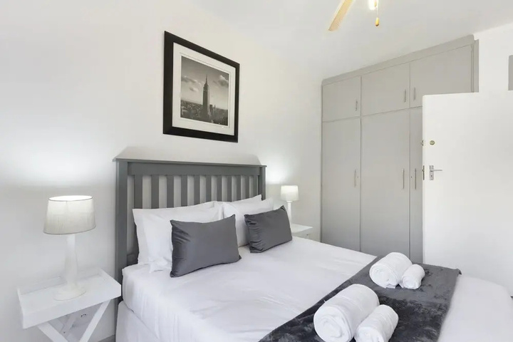 Room 2 of 19