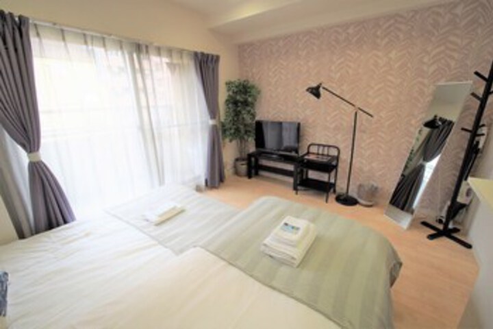 Room 16 of 24