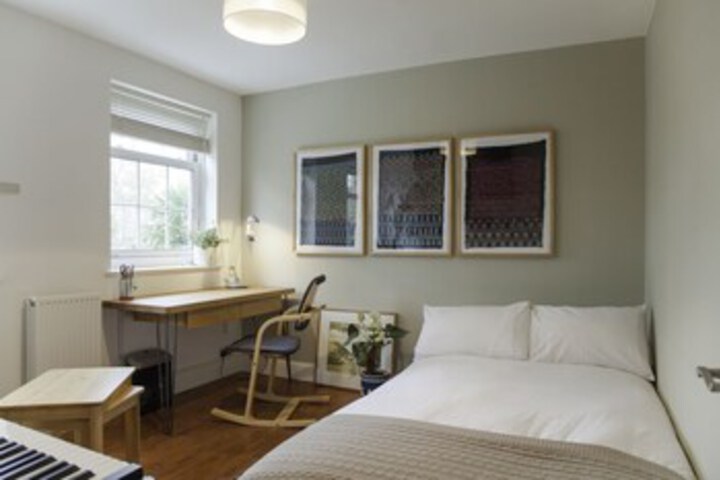 Room 14 of 19