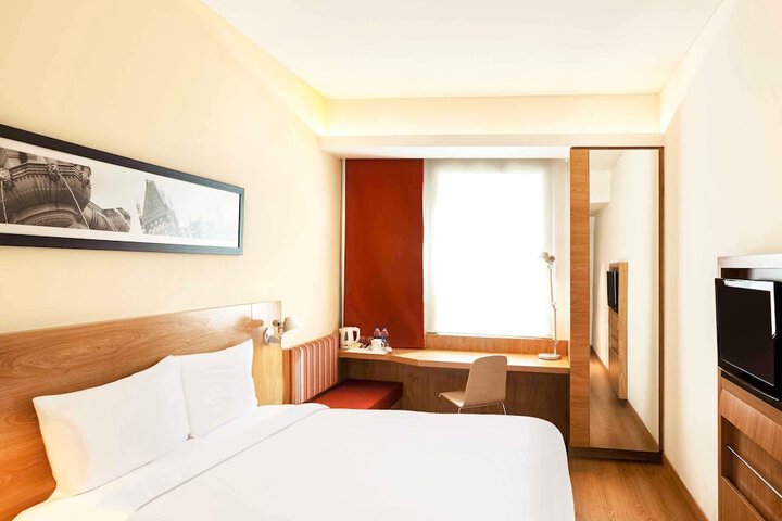 Room 14 of 71