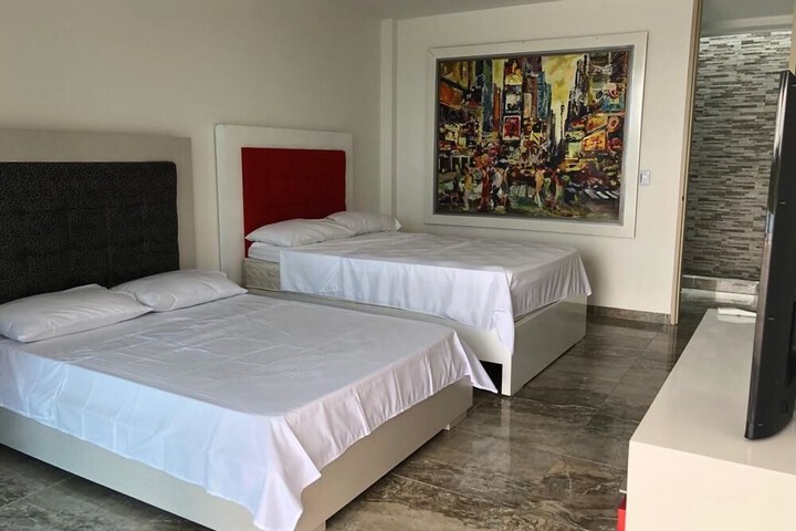 Room 3 of 18