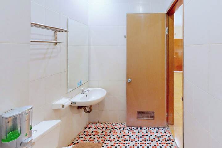 Room 47 of 59