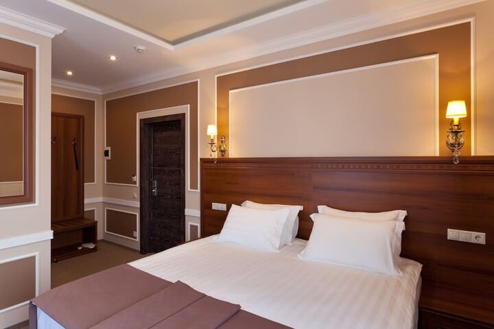 Room 15 of 31