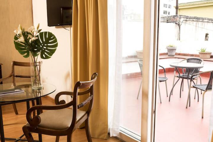 Room 21 of 48