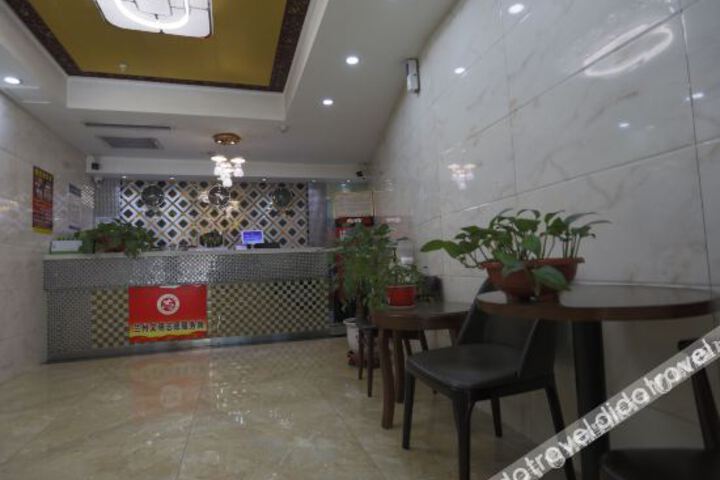 Hotel Interior 11 of 37