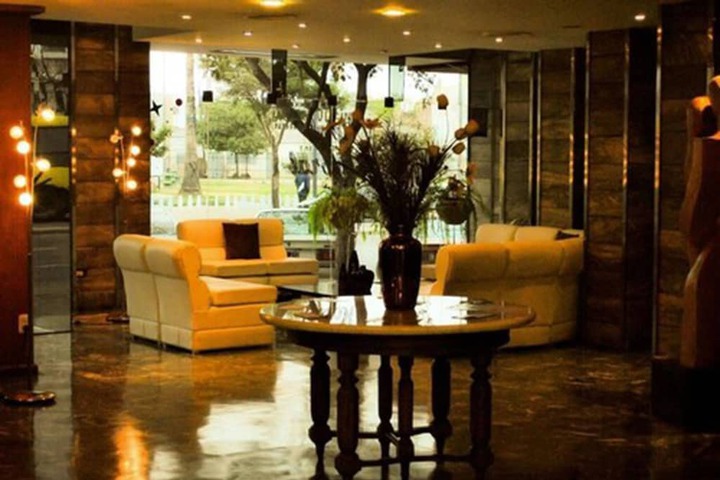 Lobby Photos