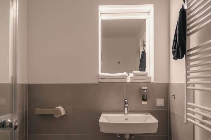 Room 56 of 65