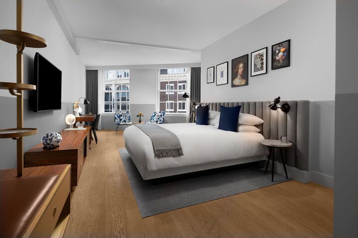 Room 25 of 121