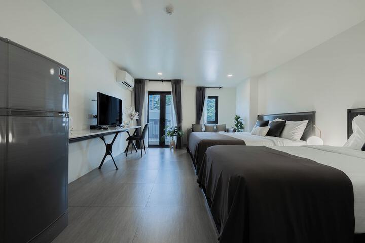 Room 27 of 39