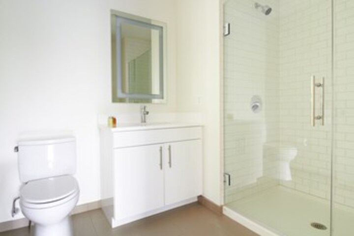 Room 27 of 279