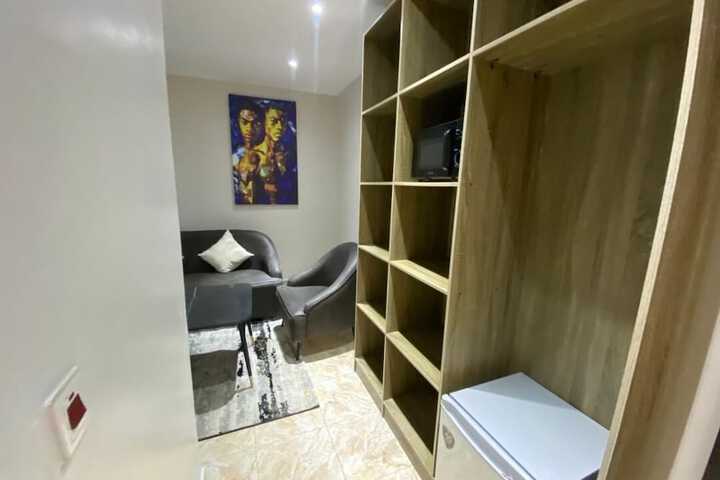 Room 31 of 46