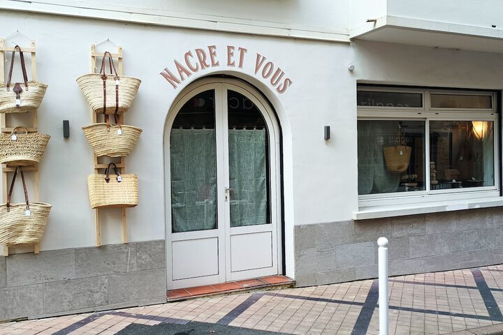 Gift shop