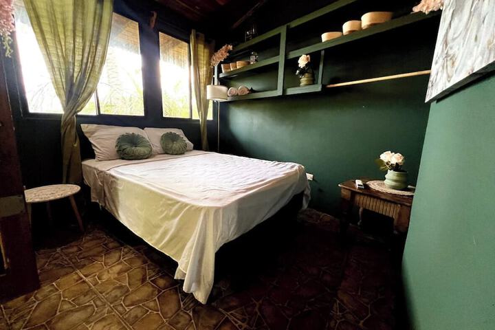 Room 7 of 22