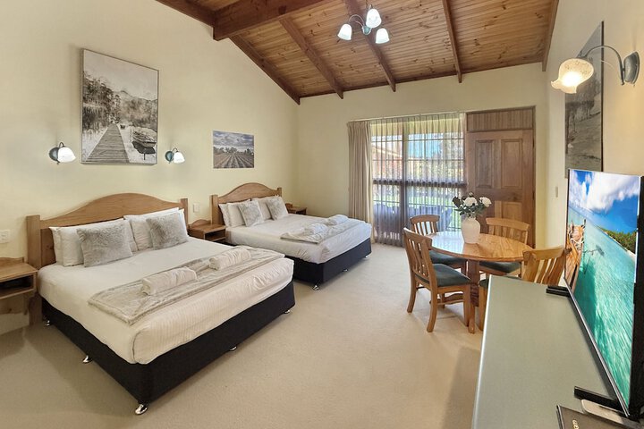 Room 7 of 42