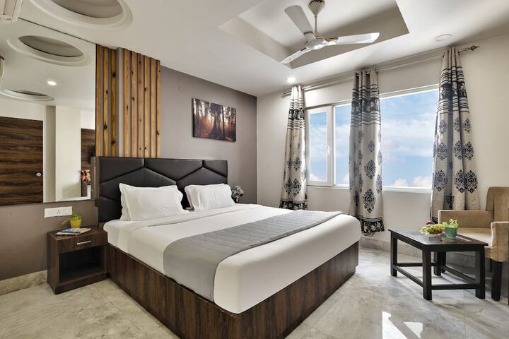 Room 42 of 74